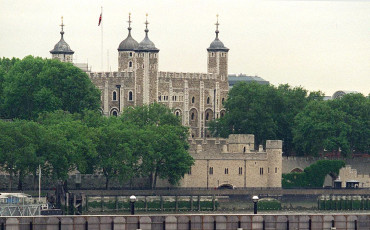 Tower of London - The White Tower which was started by William the Conqueror around 1080, it would have made a safe and impressive home for the newly crowned Norman invader. During its long life - it is almost as old as the Millennium - it has served many purposes including Royal residence, Royal Observatory, Public Records Office, State Prison, gunpowder store and is still home to the Royal Armouries.