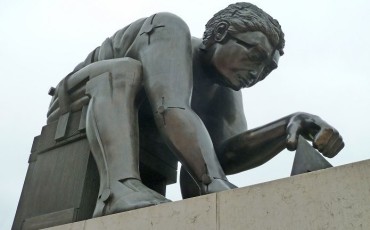 Simon Russell Beale gives voice to Eduardo Paolozzi's Newton statue in the British Library piazza.