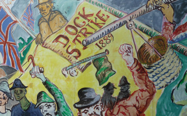 Partial view of SS Robin Heritage Mural depicted Dock Strike, designed and painted by Frank Creber and his sons. Photo: ©Tina Engstrom.
