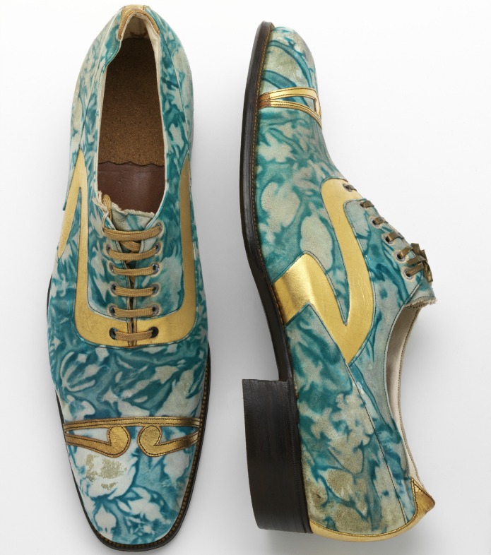 Mens' shoes, gilded and marbled leather, Northamptonshire, England, 1925