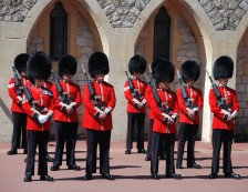 Windsor Castle - Changing of the guard. Photo credit: ©LucieLucy/Pixabay.