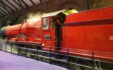 Harry Potter: Warner Bros Studio - Hogwarts Railways. Photo Credit: ©Waldo Miguez/Pixabay.