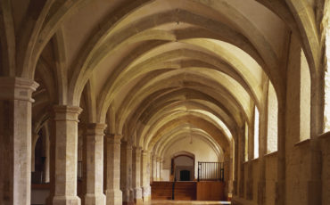 Windsor Castle - The medieval Undercroft. Photo Credit: Royal Collection Trust/ © Her Majesty Queen Elizabeth II 2016.