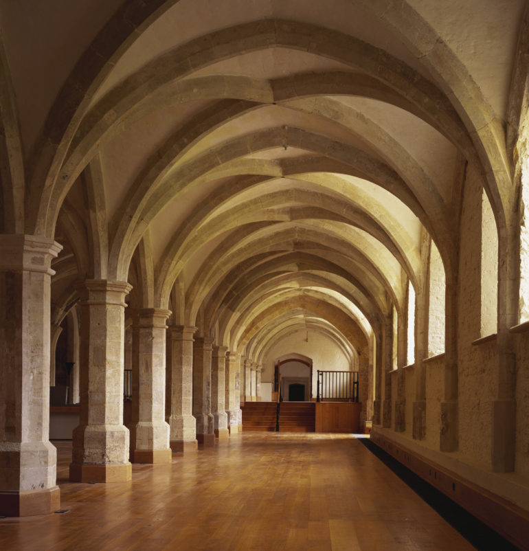 Windsor Castle - The medieval Undercroft. Photo Credit: Royal Collection Trust/ © Her Majesty Queen Elizabeth II 2016.