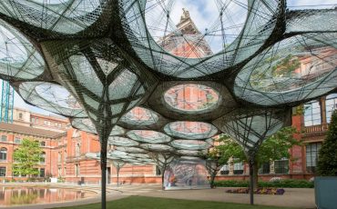 Victoria & Albert Museum - Elytra Filament Pavilion. Photo Credit: ©Victoria & Albert Museum, London.