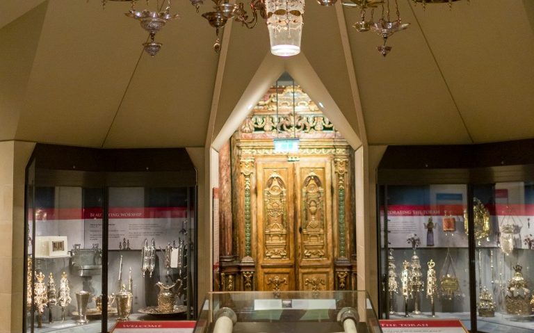 The Jewish Museum London - Judaica Gallery. Photo Credit: ©Benedict Johnson.