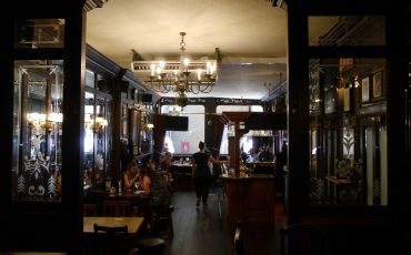 Interior of Ship and Shovell Pub. Photo Credit: © By Edwardx via Wikimedia Commons.