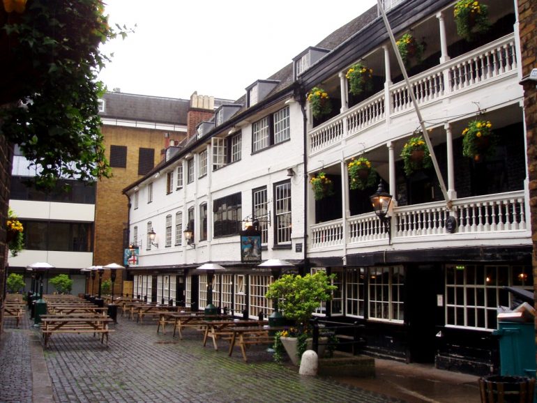 The George Inn. Photo Credit: © By Ewan Munro via via Wikimedia Commons.