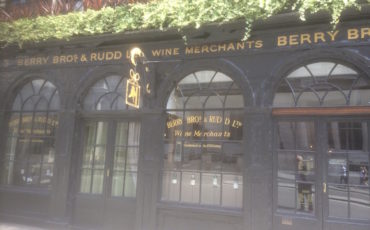 London St James's Street: Berry Brothers & Rudd. Photo Credit: © Edwin Lerner.