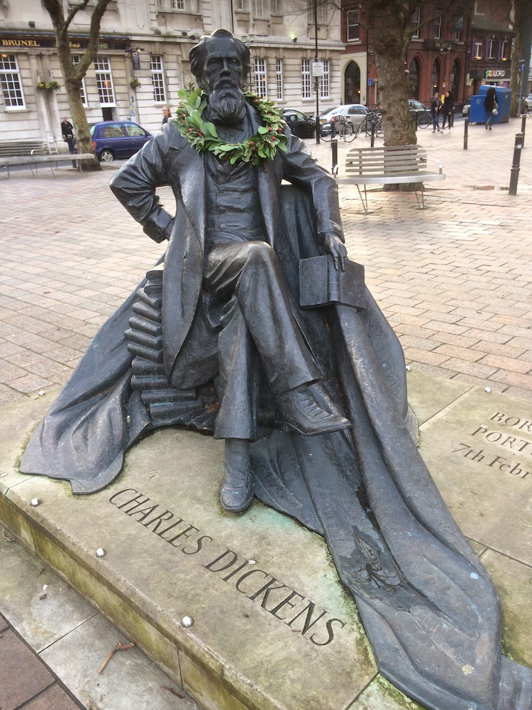 Charles Dickens Statue Portsmouth. Photo Credit: © Edwin Lerner.