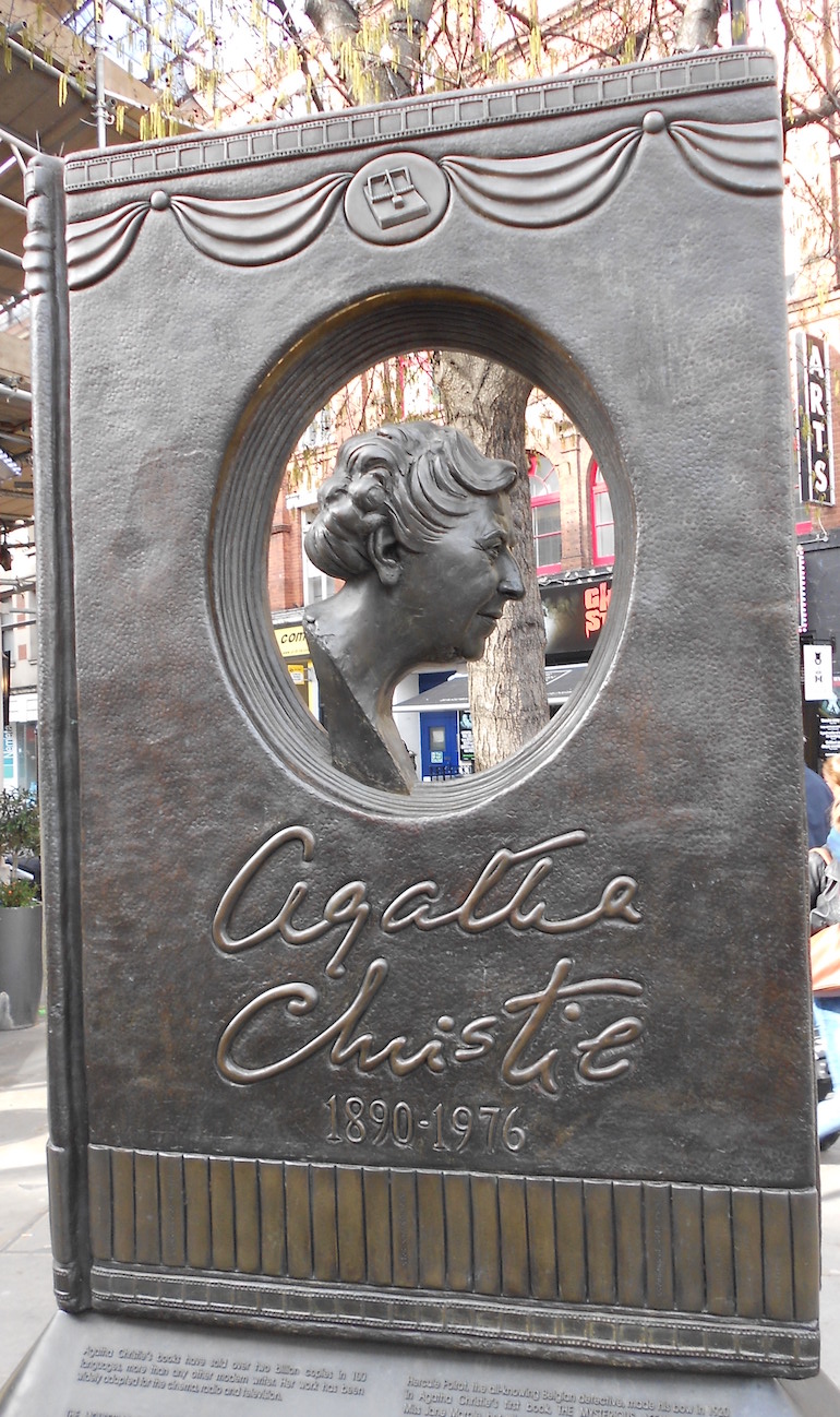 Agatha Christie Memorial. Photo Credit: © Diagram Lajard via Wikimedia Commons. 