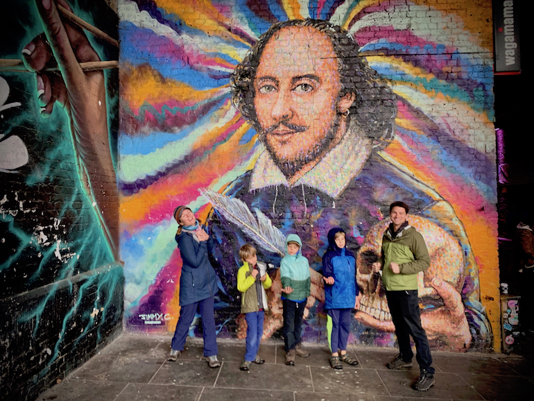 The 'Five Backpacks', a travelling US family, enjoy The Bard by Anglo-Australian street artist Jimmy C. Photo Credit: ©  Antony Robbins.