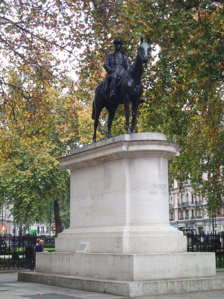 Equestrian statue of Ferdinand Foch, London. Photo Credit: © Carcharoth via Wikimedia Commons