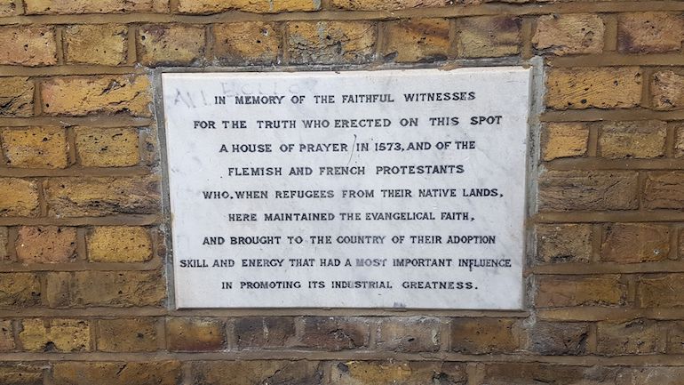 Plaque on the Close Building in Wandsworth. Photo Credit: © Christopher Hayden.