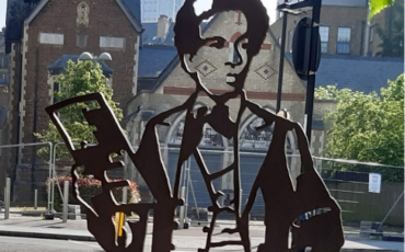 Life-size metal sculpture of Samuel Coleridge Taylor on Charles Street in Croydon, London. Photo Credit: © Angela Morgan.