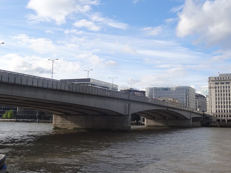 London Bridge from St Olaf Stairs. Photo Credit: © Jordiferrer via Wikimedia Commons.