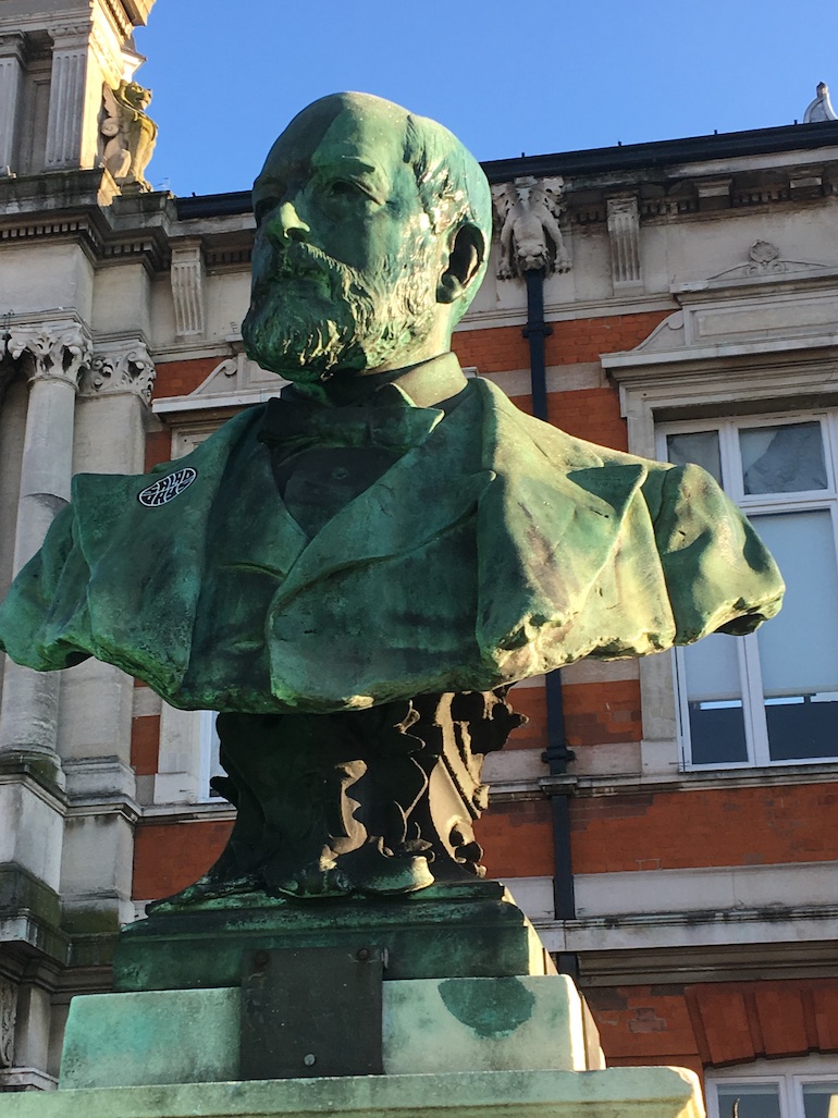Bust of Sir Henry Tate, outside Tate Library. Photo Credit: © Edwin Lerner. 