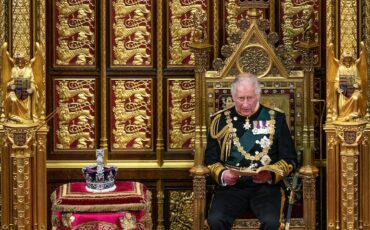 Delivering the Queen's Speech on behalf of his mother, May 2022. Photo Credit: © House of Lords 2022 / Photography by Annabel Moeller via Wikimedia Commons..