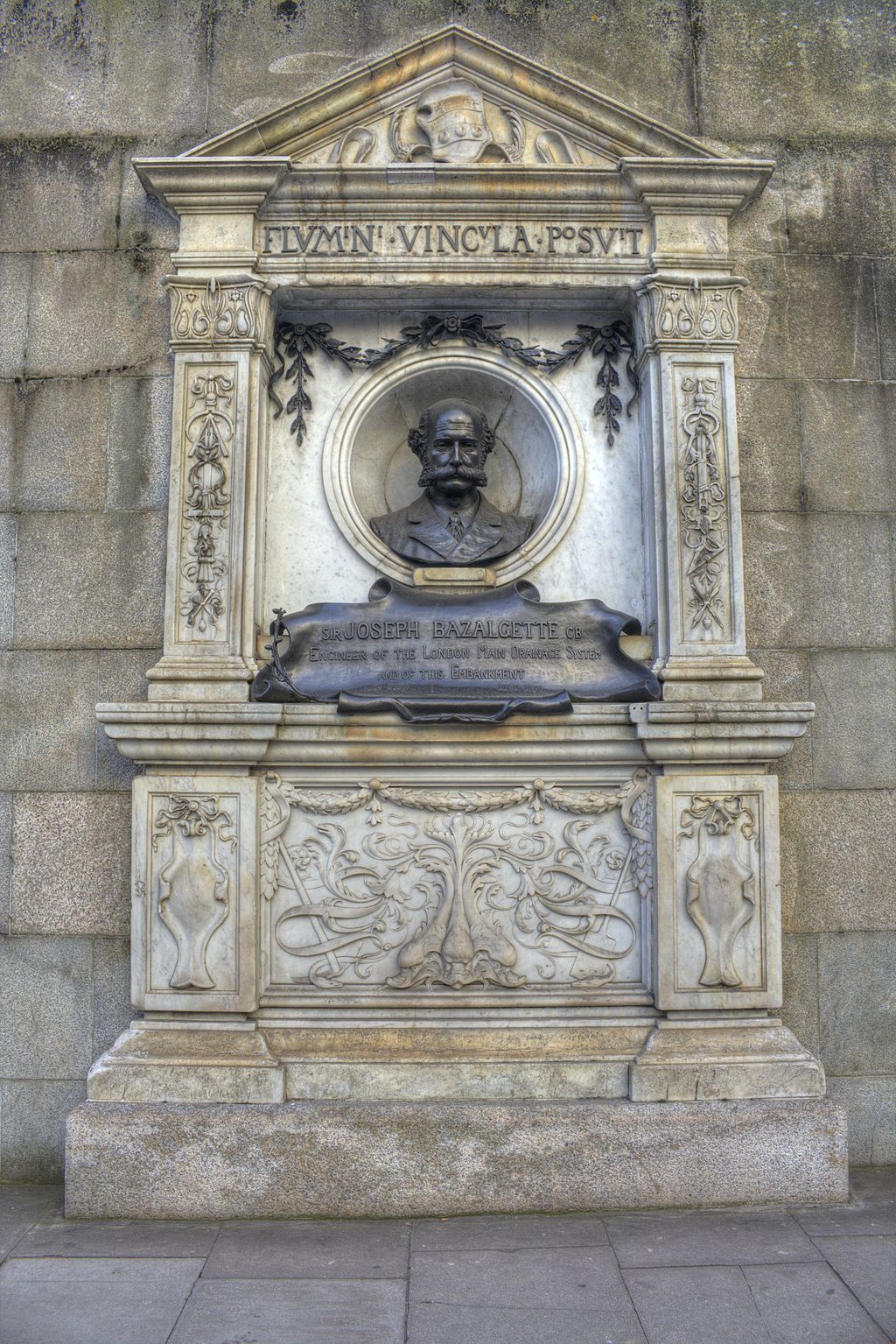 Joseph Bazalgette Memorial, Victoria Embankment in London. Photo Credit: © Prioryman via Wikimedia Commons.