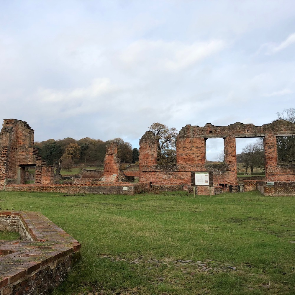 Bradgate House ruins. Photo Credit: © Gail Jones.