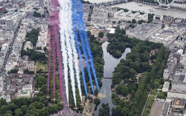Red Arrows taking part in the RAF100 parade and flypast over London. Photo Credit: © Cpl Tim Laurence RAF/MOD via Wikimedia Commons.