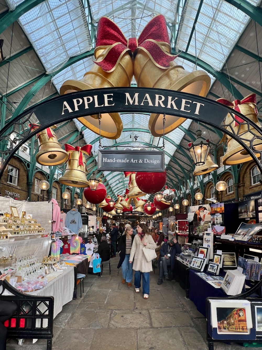 Apple Market at Covent Garden in London. Photo Credit: © Ursula Petula Barzey.