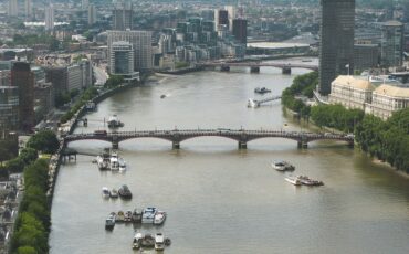 View of River Thames and Lambeth Bridge in London. Photo Credit: © Justin Norris via Wikimedia Commons.