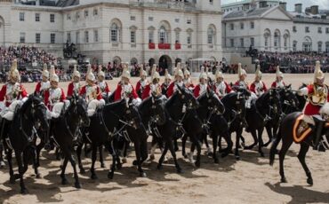 Horse Guards in Whitehall. Photo Credit: © Edwin Lerner.